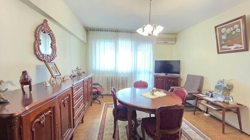 Mega Mall, apartament 4 camere, 89 mp, etaj 7/12,vedere panoramica
